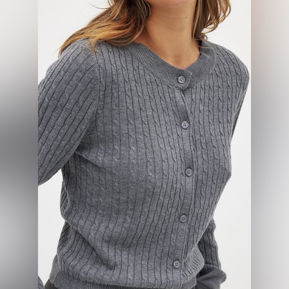 Laura Scott Gray Button Up Cardigan Sweater Size Medium Petite